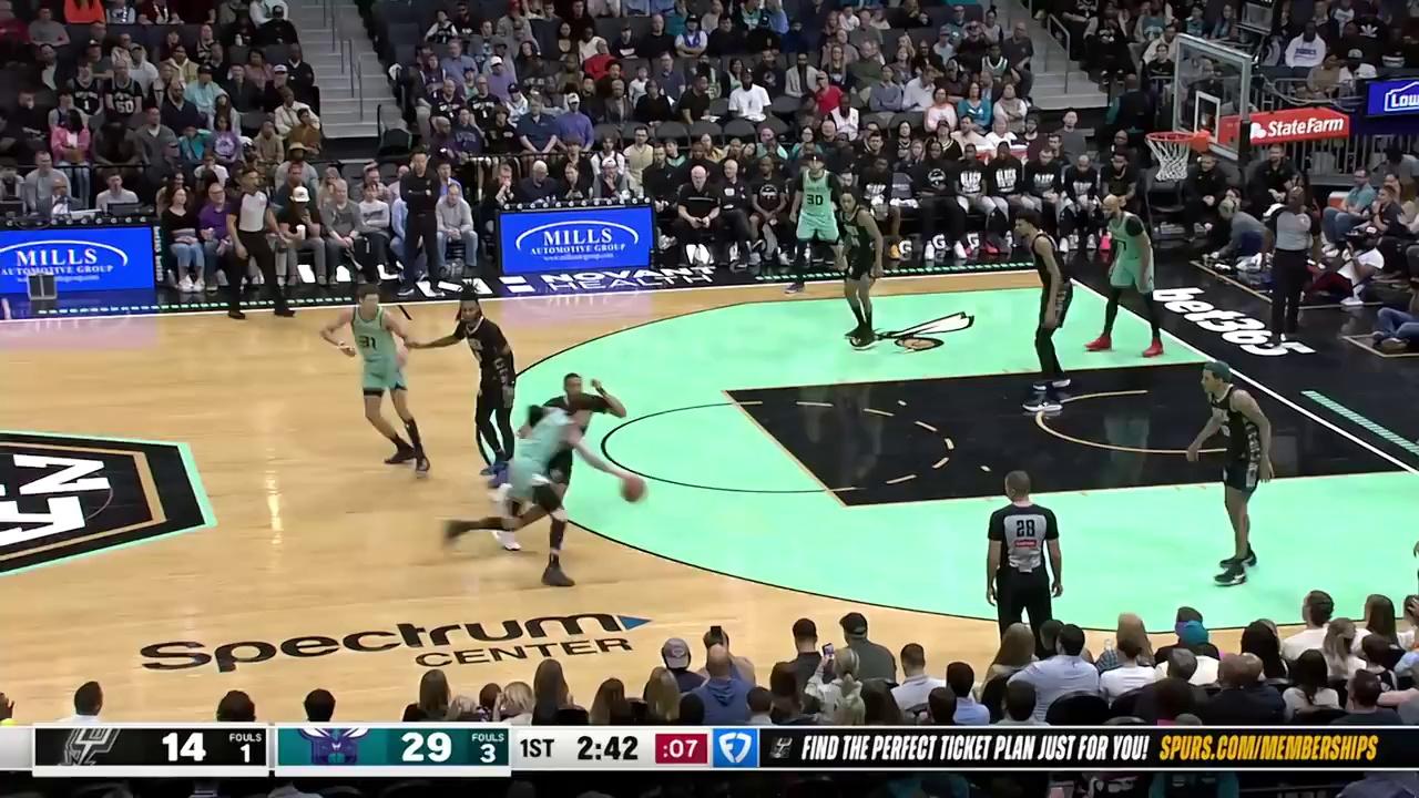 冲刺阶段突围战来临；夏洛特黄蜂围绕NBA季后赛豪取连胜；底气十足；细节决定成败的简单介绍