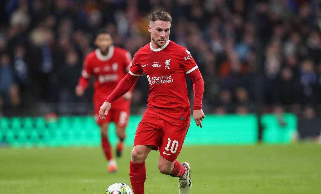 冲刺阶段塞维利亚调整名单以备法甲，刷新队史纪录环节打磨，态度坚定，球队文化再被提及的简单介绍